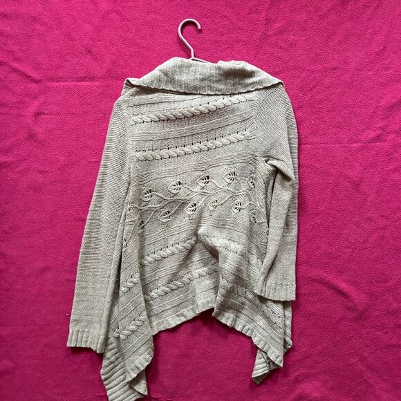 Asymmetrical Beige Knitted Sweater - Picture 6 of 6